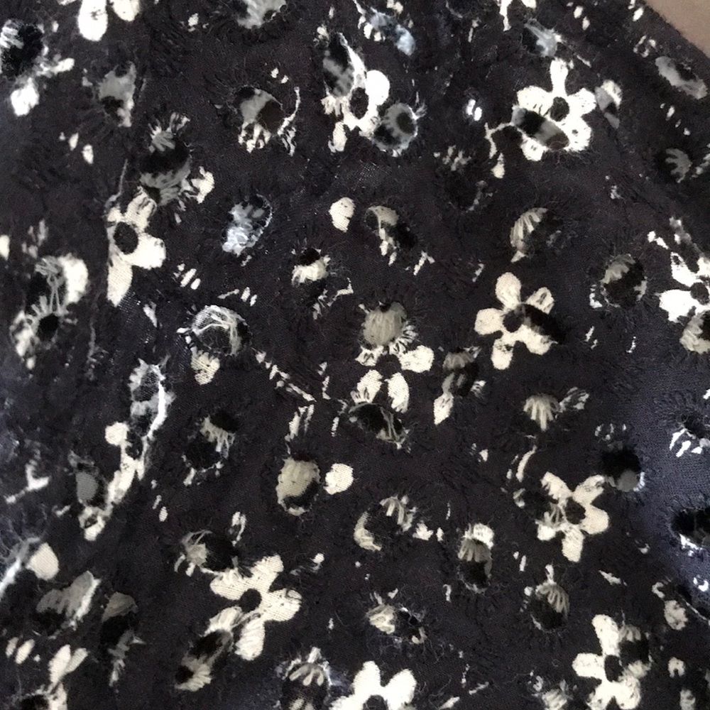 Dress - Picture 7 of 8
